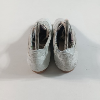 Кроссовки женские