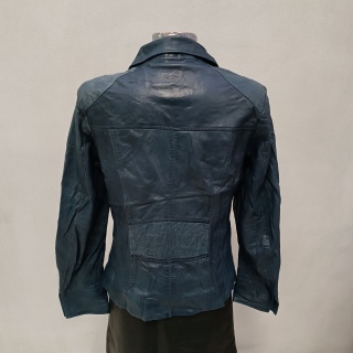 Куртка кожаная женская