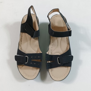 Босоножки женские