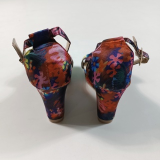 Босоножки женские