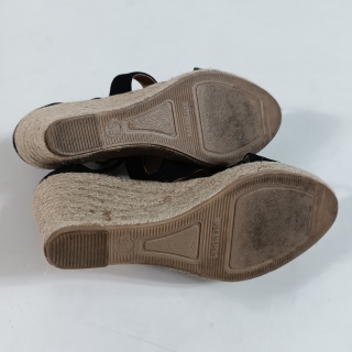 Босоножки женские