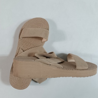 Босоножки женские