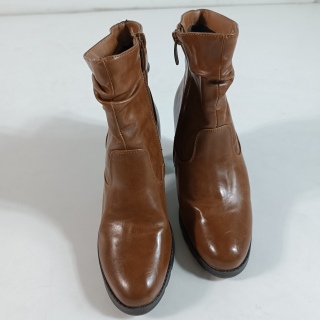 Ботинки женские