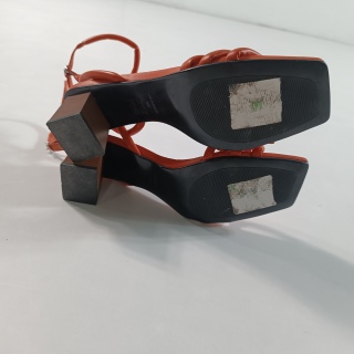 Босоножки женские