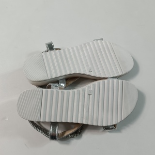 Босоножки женские