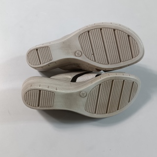 Босоножки женские