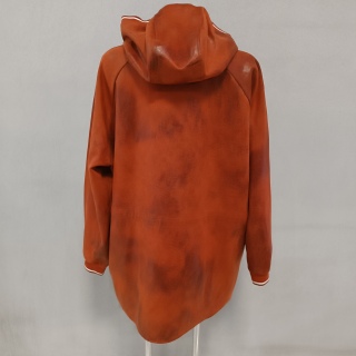 Ветровка женская