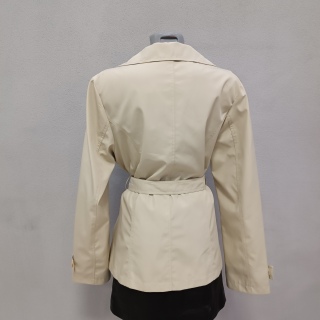 Ветровка женская