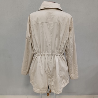 Ветровка женская