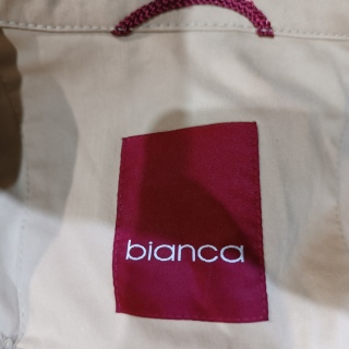 Ветровка женская