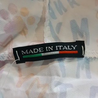 Ветровка женская