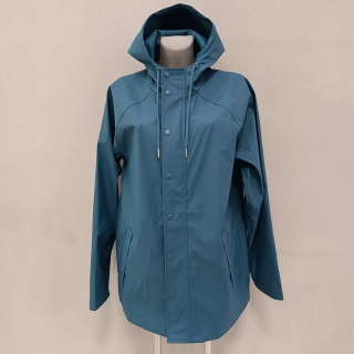 Ветровка женская