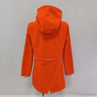 Ветровка женская