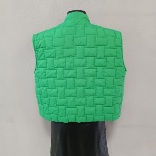 Жилет теплый женский