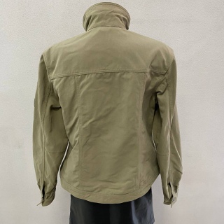 Ветровка женская