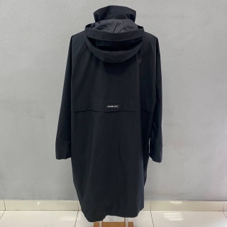 Ветровка женская