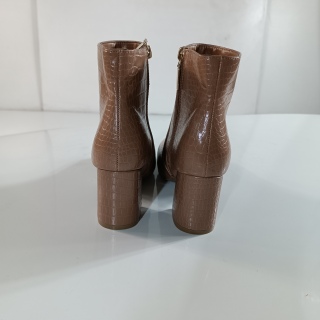 Ботинки женские