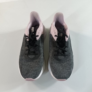 Кроссовки женские