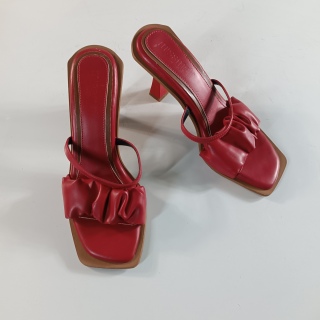 Босоножки женские