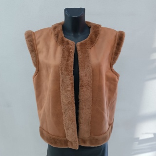 Жилет теплый женский