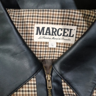 Ветровка женская