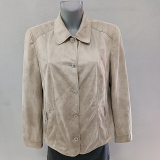 Ветровка женская