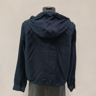 Ветровка женская