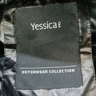 Пуховик женский