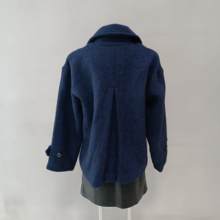 Полупальто короткое женское