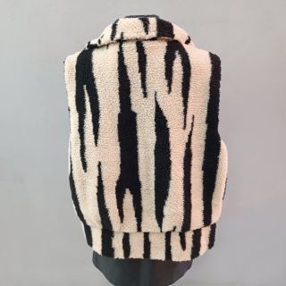 Жилет теплый женский