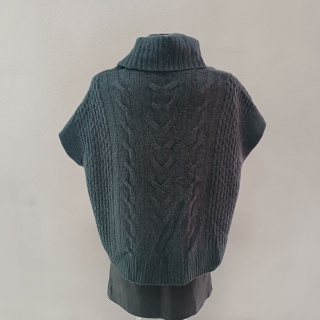 Жилет женский