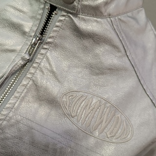 Ветровка женская