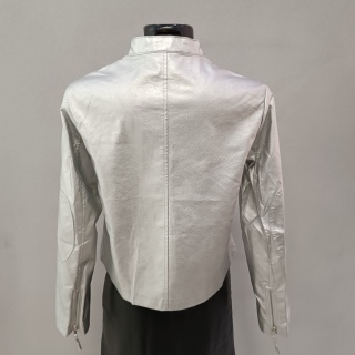 Ветровка женская