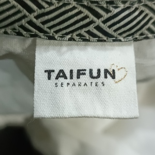 Футболка женская