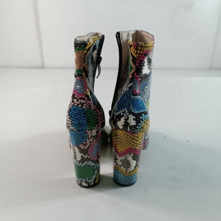 Ботинки женские