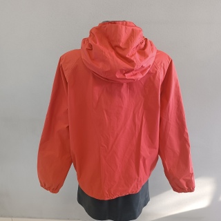 Ветровка женская