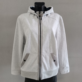 Ветровка женская