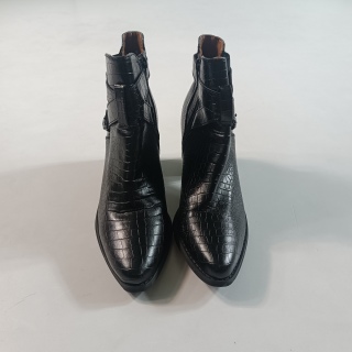 Ботинки женские