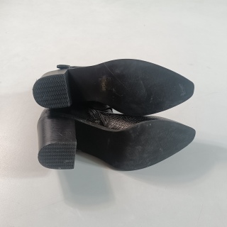 Ботинки женские