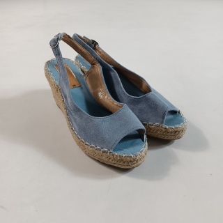 Босоножки женские