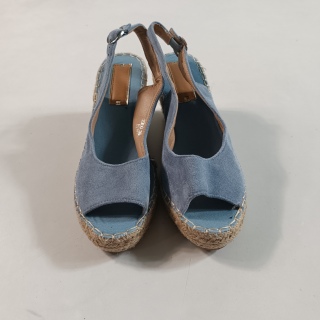 Босоножки женские