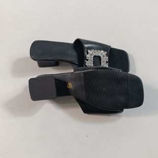 Босоножки женские