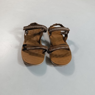 Босоножки женские