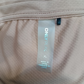 Футболка женская