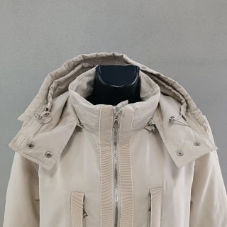 Пуховик женский