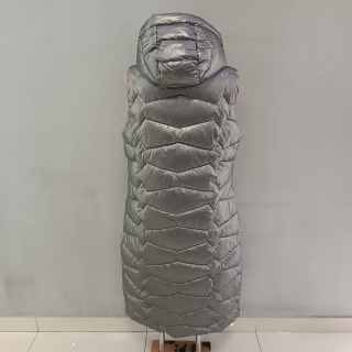 Жилет теплый женский