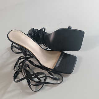 Босоножки женские