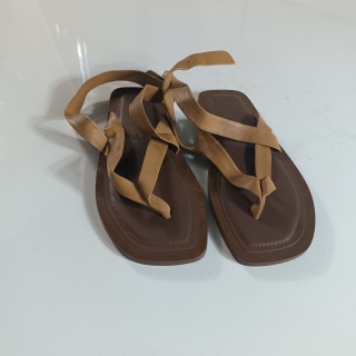 Босоножки женские