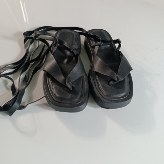 Босоножки женские