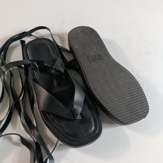 Босоножки женские